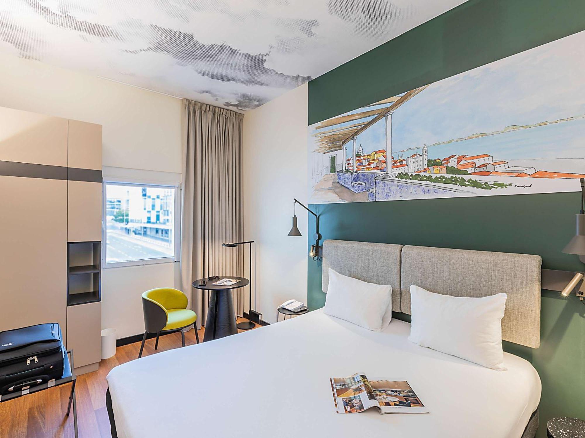 Hotel Ibis Lisboa Parque Das Nacoes Bagian luar foto