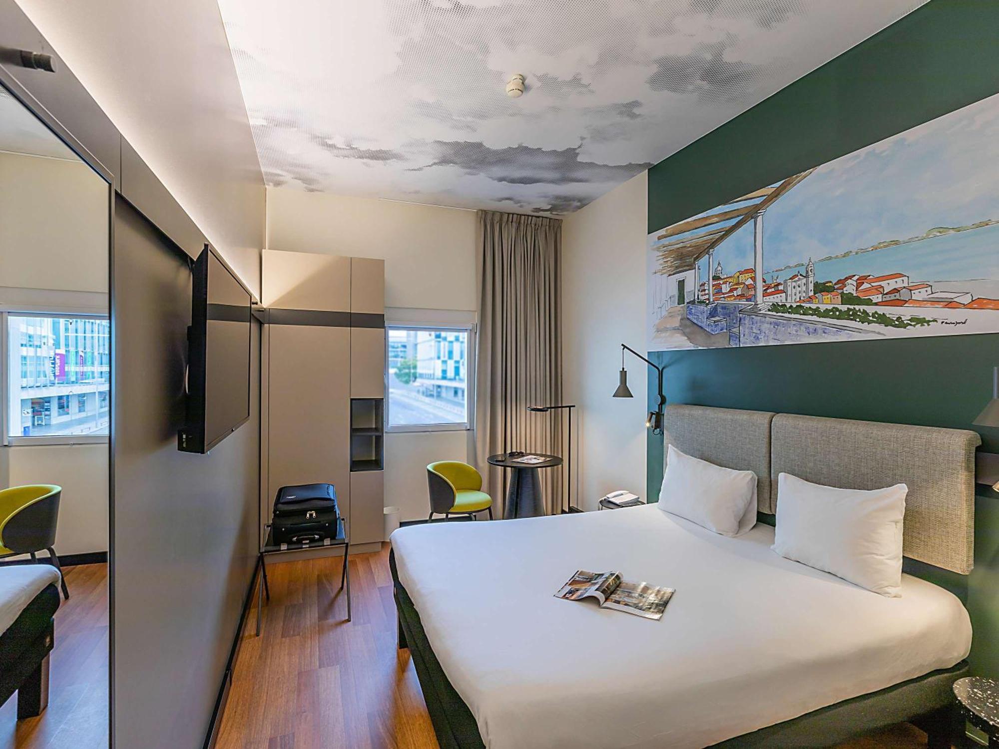 Hotel Ibis Lisboa Parque Das Nacoes Bagian luar foto